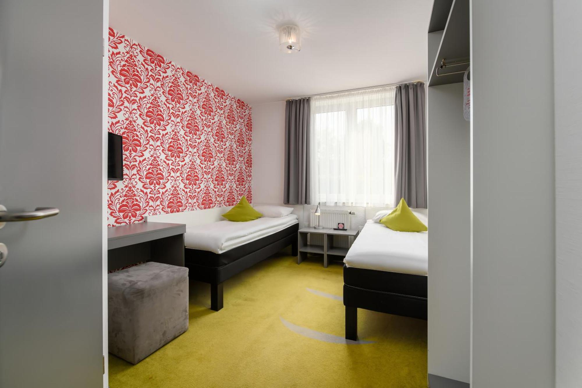 Hotel Ibis Styles West
